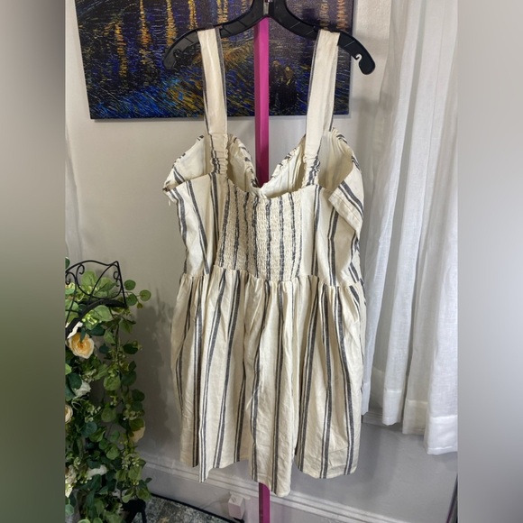 NWOT FUTURE COLLECTIVE Striped Cream and Black Dress - Picture 3 of 3